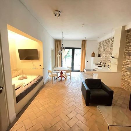 Kleine Backsteinloft Apartment Templin Bagian luar foto