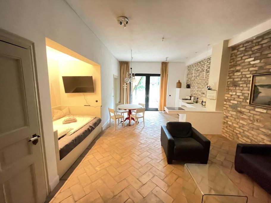 Kleine Backsteinloft Apartment Templin Bagian luar foto
